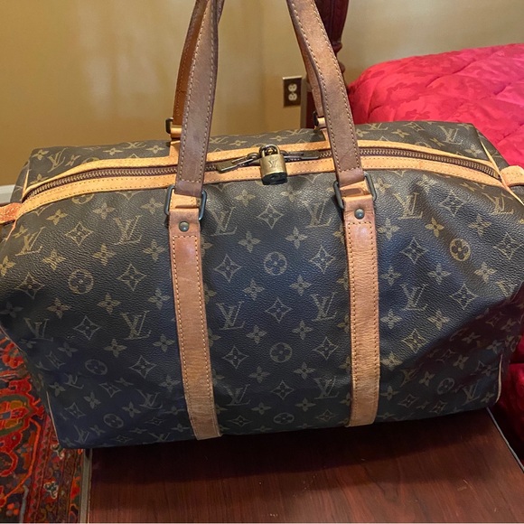 AUTHENTIC LOUIS VUITTON BAG - Picture 1 of 16